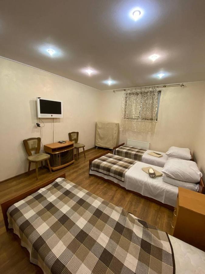 Inn Khlibodarskiy Khlibodarske Exterior foto
