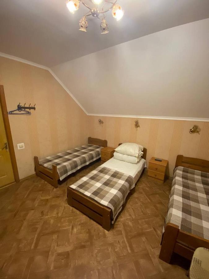 Inn Khlibodarskiy Khlibodarske Exterior foto