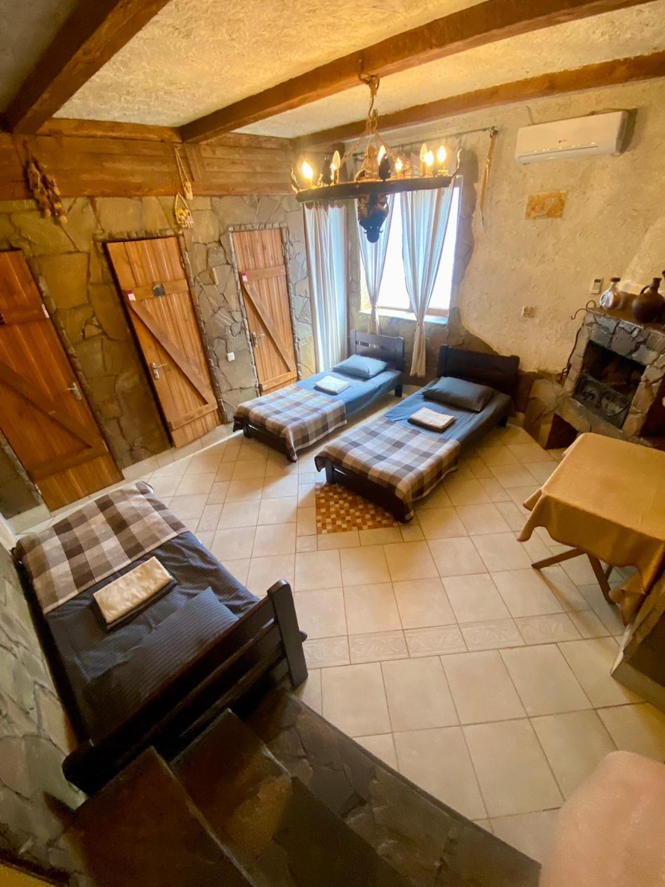 Inn Khlibodarskiy Khlibodarske Exterior foto