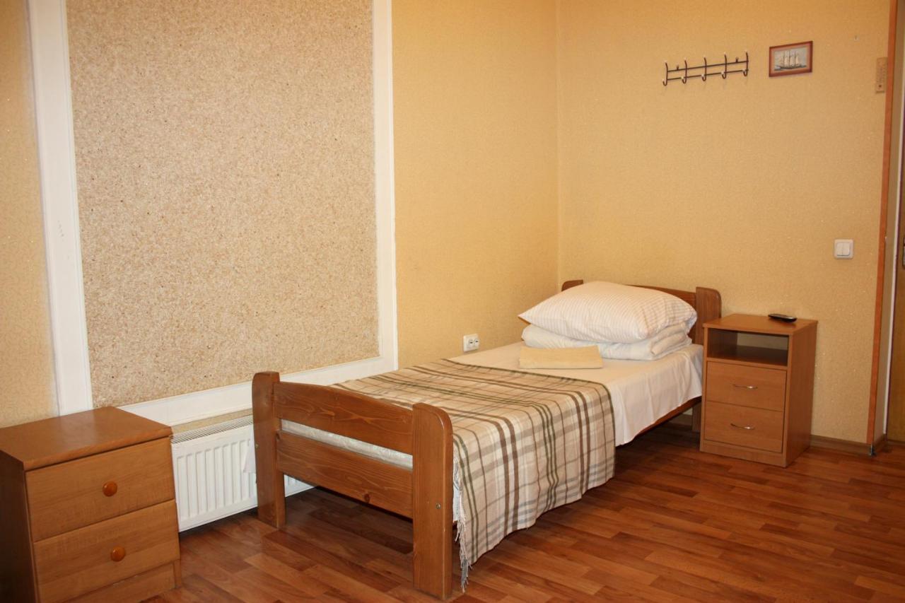 Inn Khlibodarskiy Khlibodarske Exterior foto